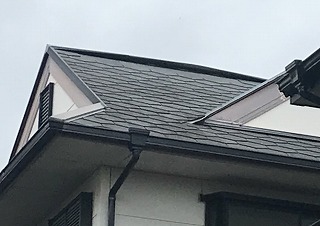 棟板金　剥がれ　街の屋根やさん四日市店