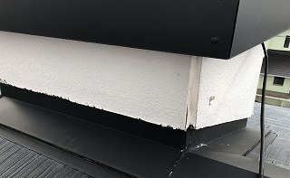 雨漏り　コーキング劣化　街の屋根やさん四日市店