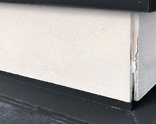 雨漏り　コーキング劣化　街の屋根やさん