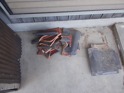 瓦破損　街の屋根やさん四日市店