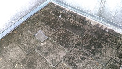 川越町水切り板金の劣化