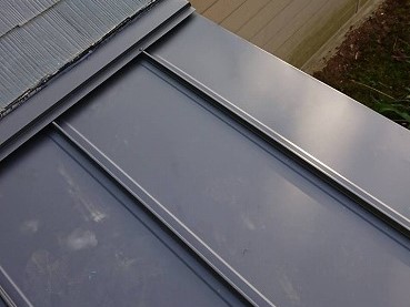 ガルバリウム立平葺き