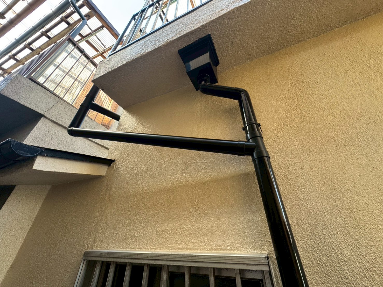 雨樋の延長と固定