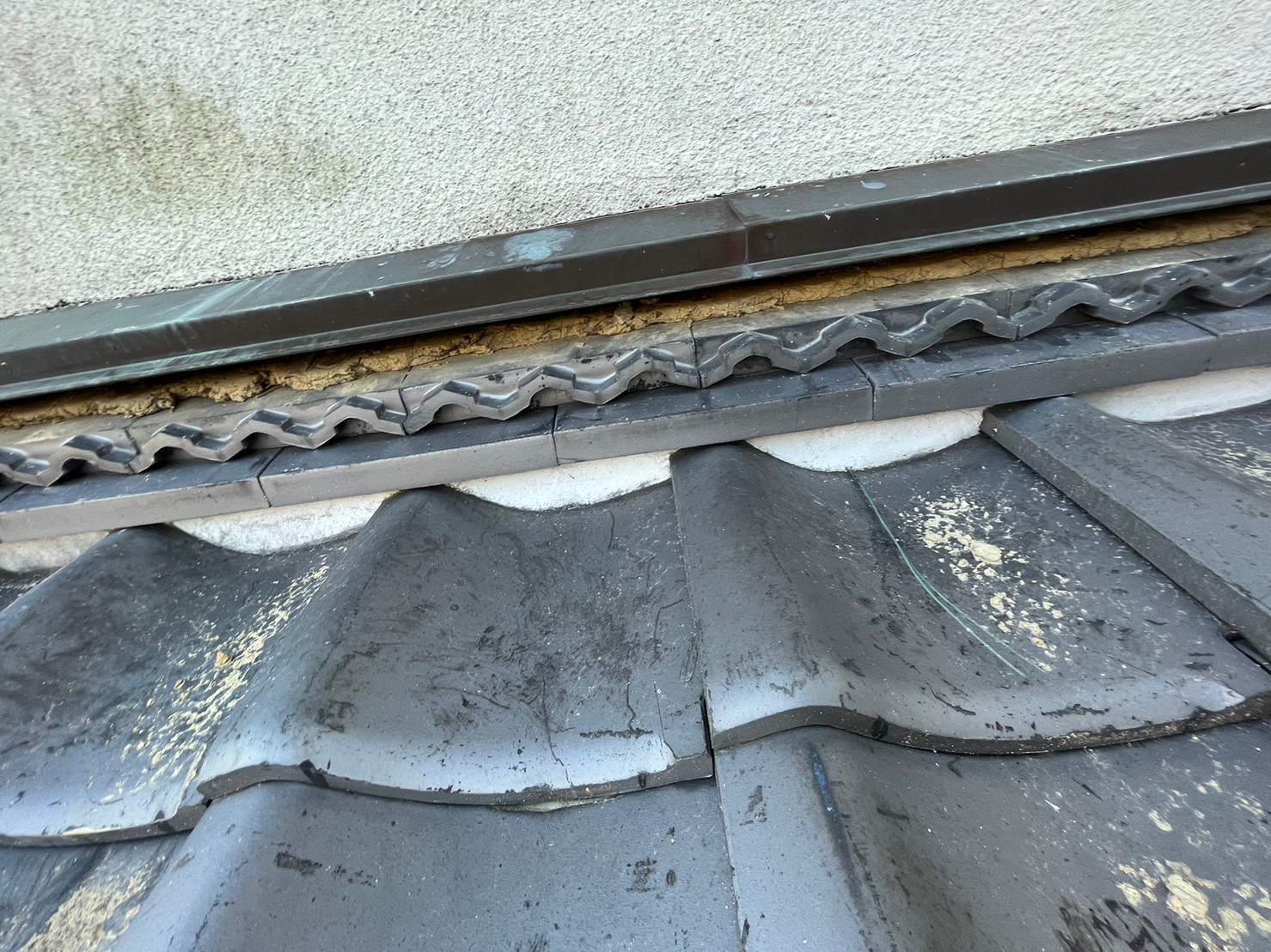 守山市のし瓦の落下箇所