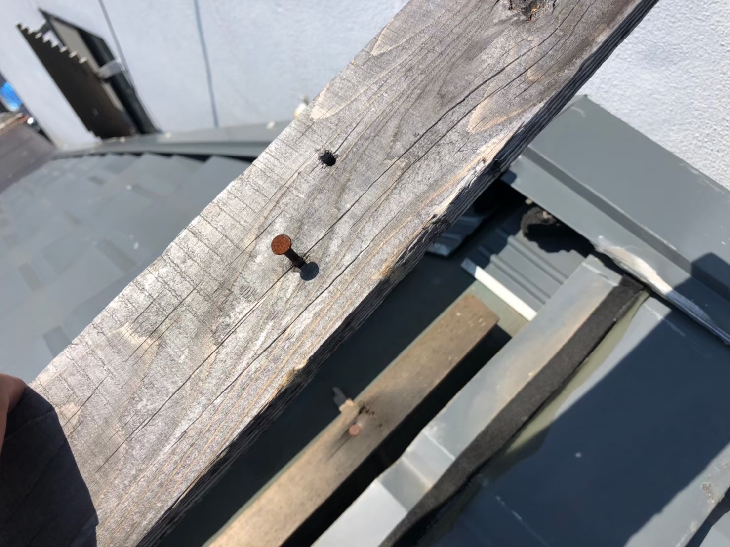棟板金の老朽化