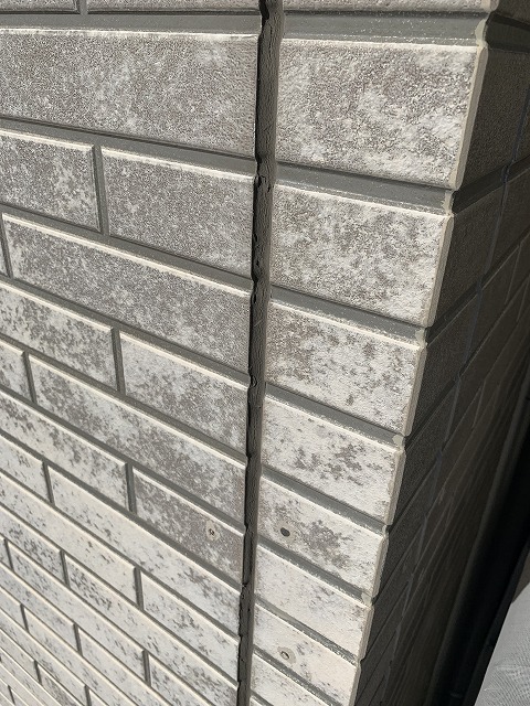 サイディング目地