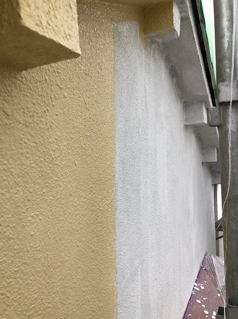 外壁中塗り塗装