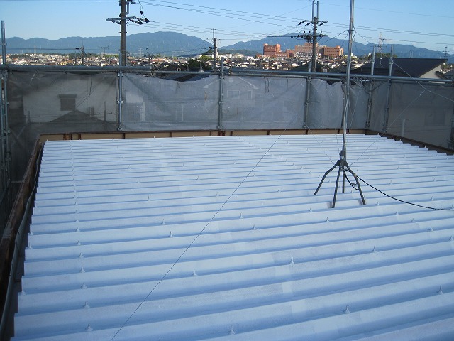 折半屋根　サビ止め２