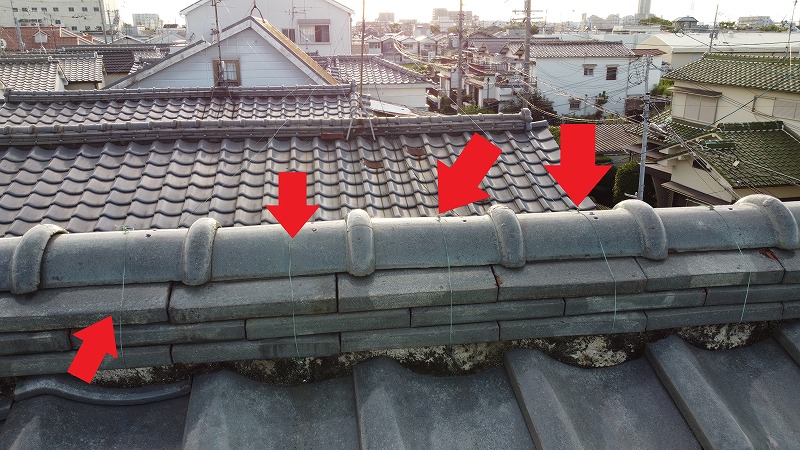 棟瓦の銅線補修