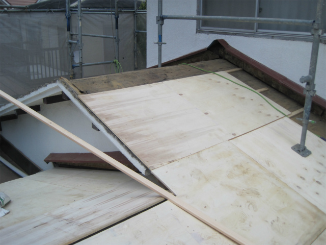 下地のコンパネはり