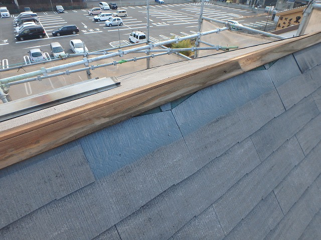 棟板金取り外し