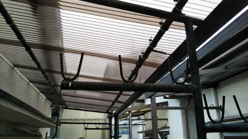 波板交換の完成