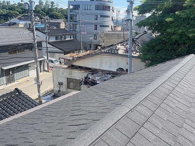 石付き板金屋根の施工完了