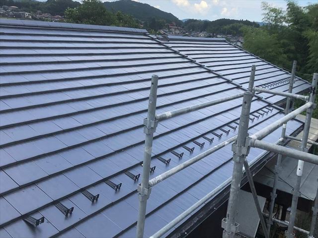 防災瓦に葺き替えた屋根