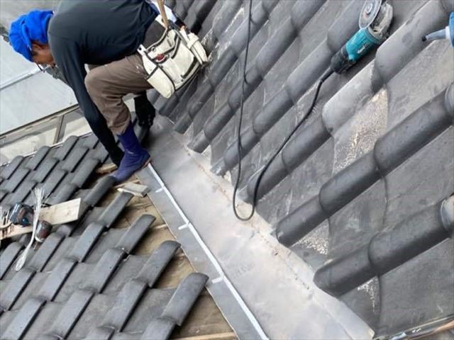 谷樋の交換工事