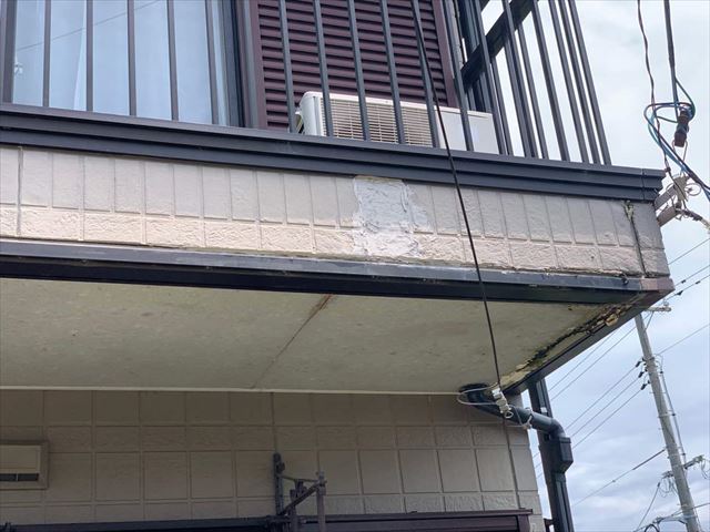 ベランダ下部の外壁