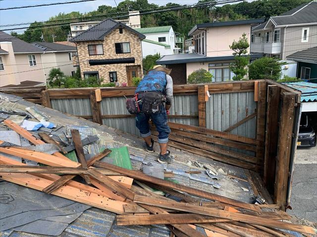 屋根のパラペットの撤去