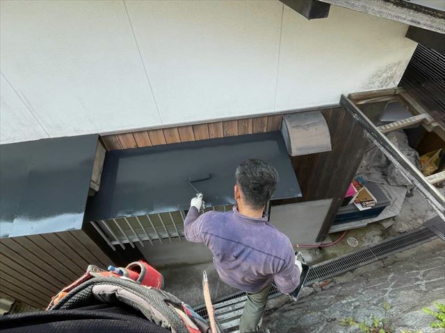 庇の塗装