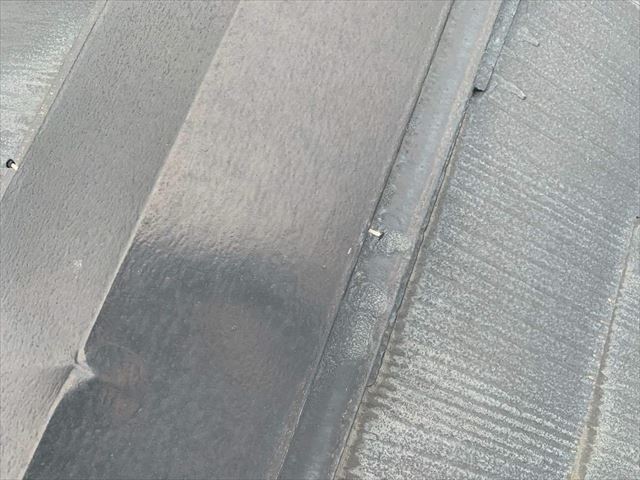 棟板金の釘の緩み