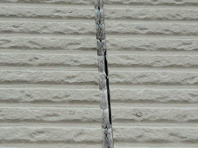 シーリングの剥がれ