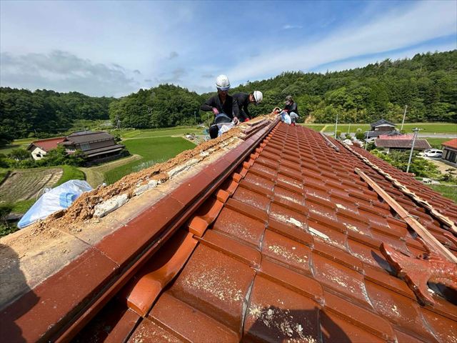 棟瓦の撤去