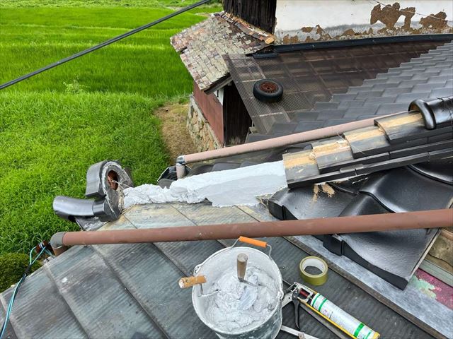 隅棟の棟瓦の取り直し工事