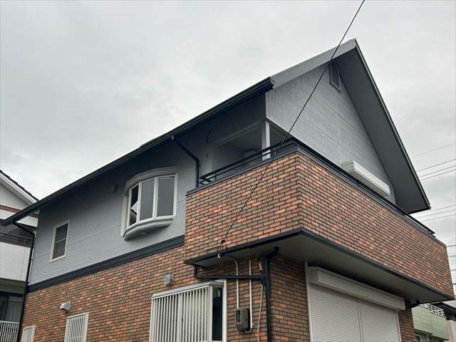 屋根塗装、外壁塗装の施工後の様子