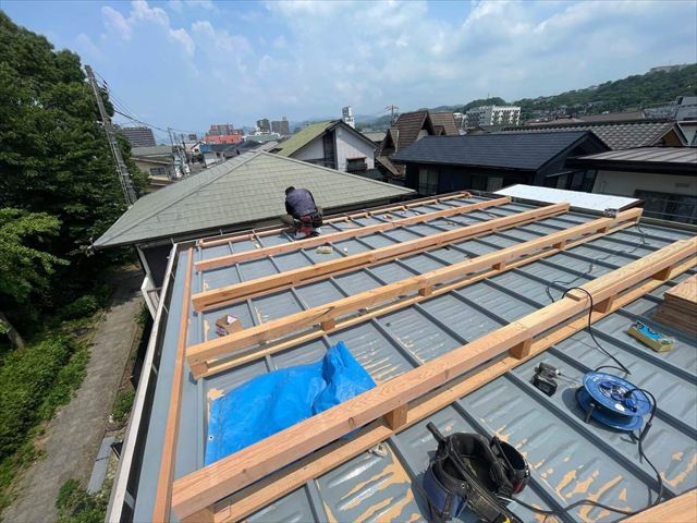 屋根の下地組み