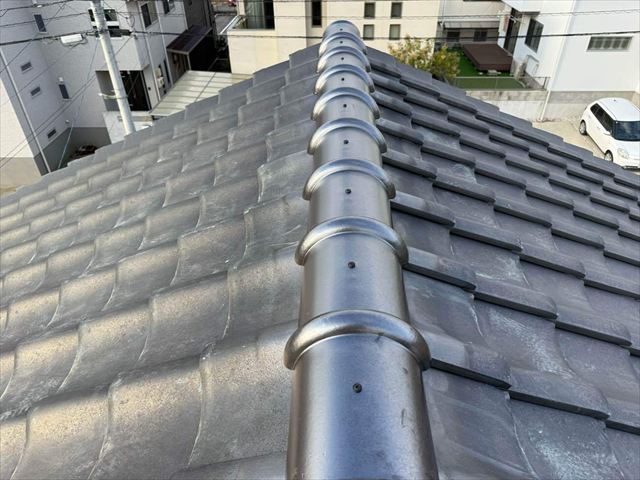 棟瓦の取り直し後の棟