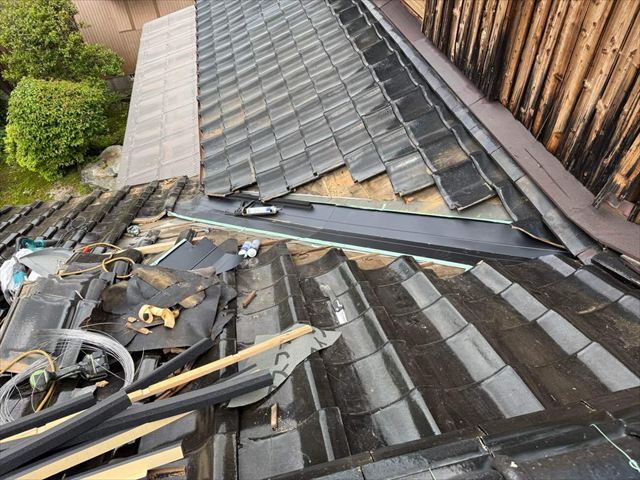 谷板金の設置