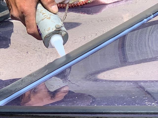 カーポートのコーキング処理