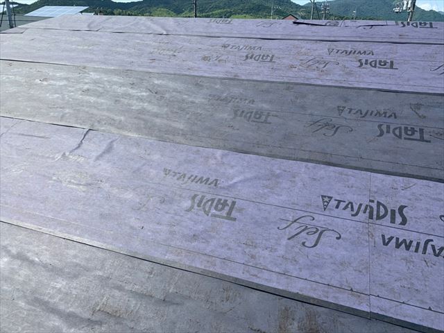 田島ルーフィングの屋根下葺材タディスセルフ