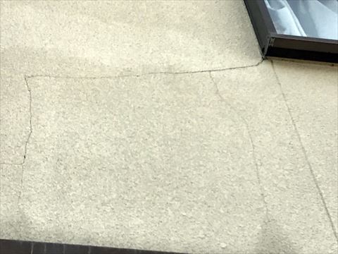 モルタル外壁のクラック