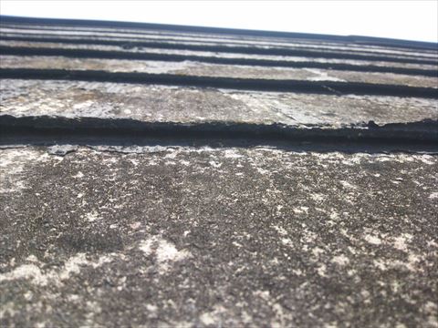 コロニアル屋根材のめくれ・浮き