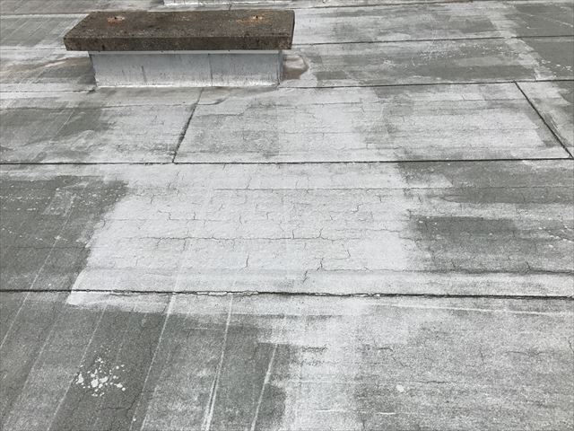 アスファルト防水の押えコンクリート仕上げ