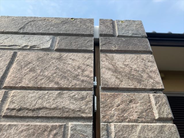 サイディングの目地