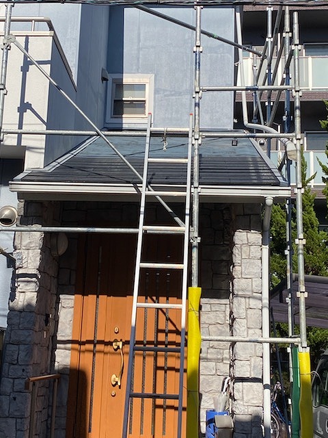 コロニアル葺き