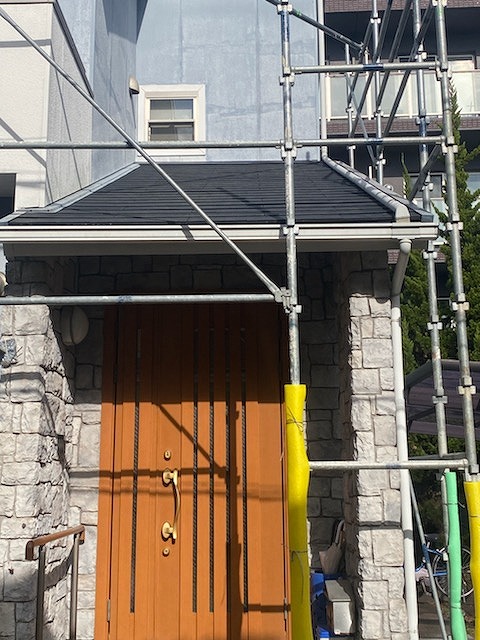 コロニアル　葺き替え後