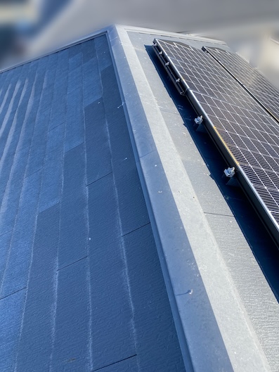 蒲郡市　カラーベスト屋根　太陽光　パネル　鳥の巣　フン　被害　対策