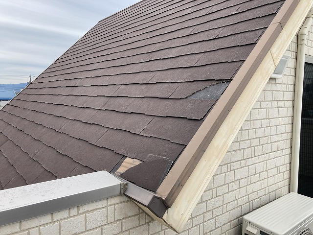 カラーベスト割れ