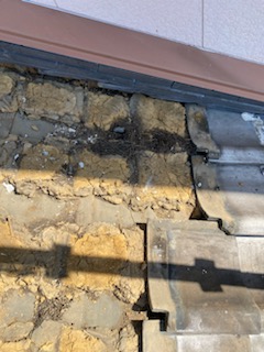 土葺き瓦の無緊結