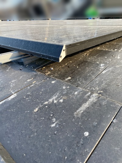 蒲郡市　シャープ　太陽光パネル　ソーラーパネル　鳥の巣　被害　防鳥　対策