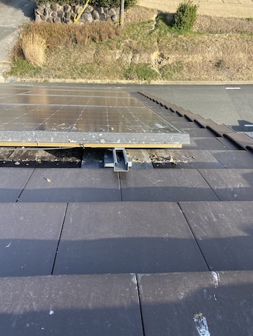 太陽光パネル　ソーラー　鳥のフン　汚れ　被害　