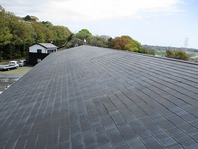 カラーベスト屋根　ひび割れ