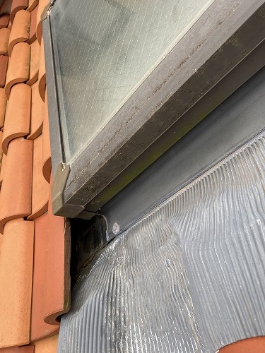 雨漏り修理　豊橋市　天窓　トップライト　トステム