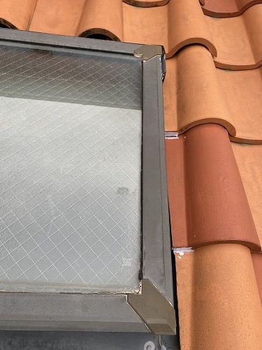 雨漏り修理　豊橋市　天窓　トップライト　トステム