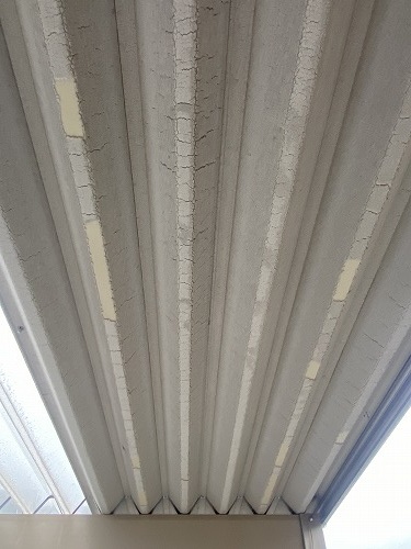 カーポート　車庫　ペフ　断熱シート　はがれ