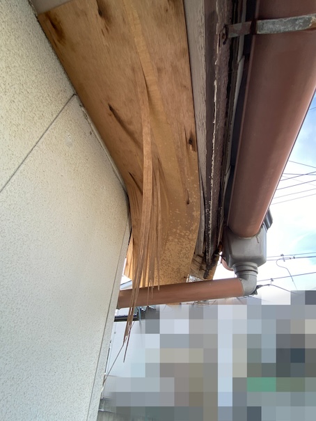 豊川市　軒天　剥がれ　修理