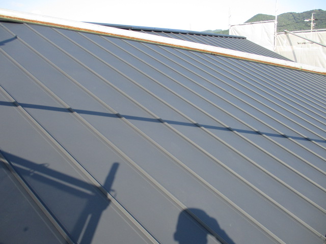 嵌合式　立平葺き　SGL 葺き替え　軽量　豊橋