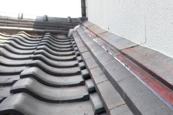 外壁下　壁際　のし　修理